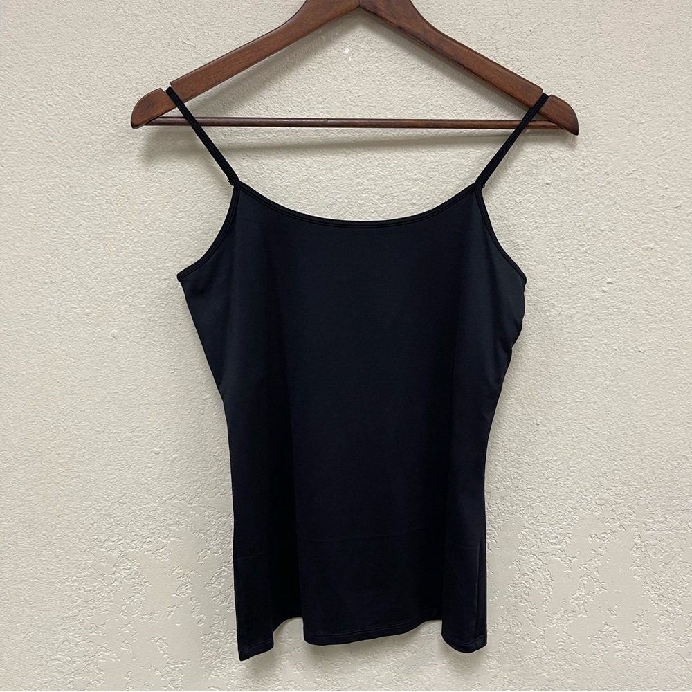 NWT Black White House Black Market Cami with Built in Bra - Size Medium